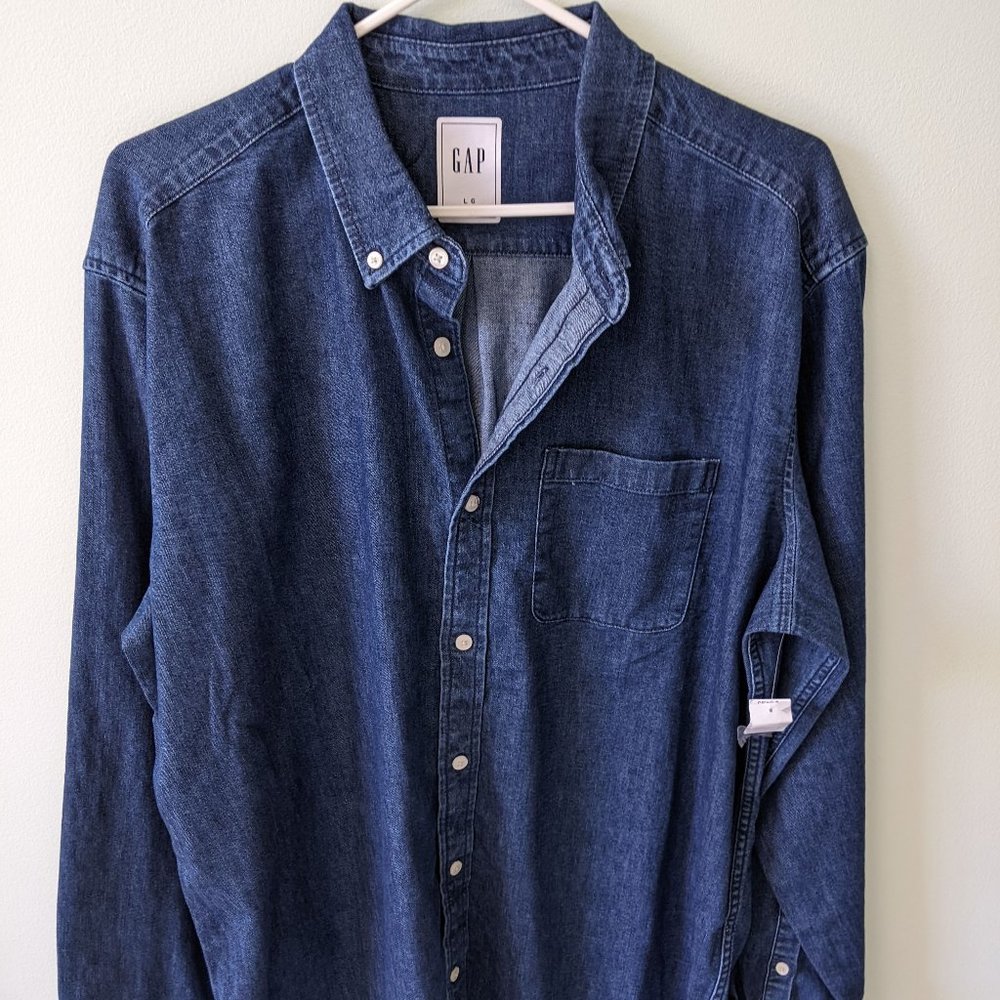 NWT Gap Mens Jean Shirt